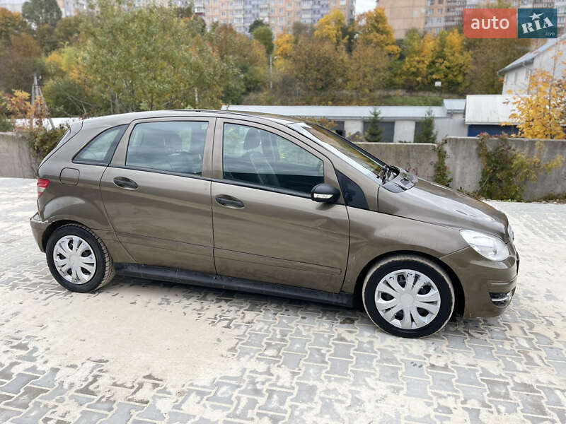 Хетчбек Mercedes-Benz B-Class 2006 в Тернополі фото 5 Хетчбек Mercedes-Benz B-Class 2006 в Тернополі