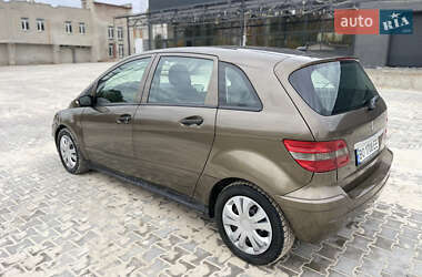 Хэтчбек Mercedes-Benz B-Class 2006 в 