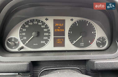 Хэтчбек Mercedes-Benz B-Class 2006 в 