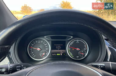 Хетчбек Mercedes-Benz B-Class 2015 в  фото 18 Хетчбек Mercedes-Benz B-Class 2015 в