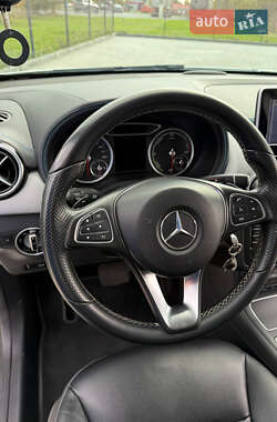Хэтчбек Mercedes-Benz B-Class 2015 в 