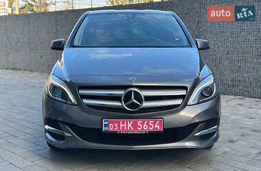 Хетчбек Mercedes-Benz B-Class 2017 в 