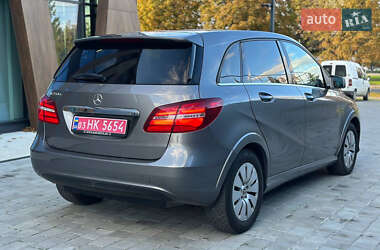 Хетчбек Mercedes-Benz B-Class 2017 в 