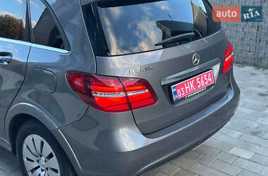 Хетчбек Mercedes-Benz B-Class 2017 в 