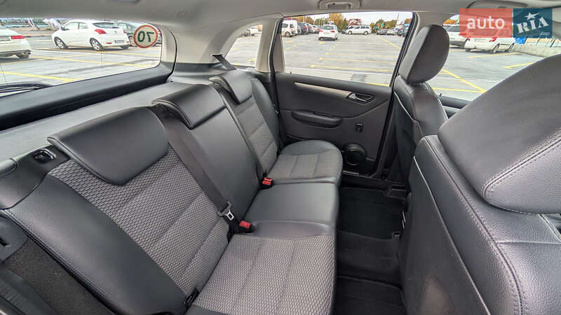 Хэтчбек Mercedes-Benz B-Class 2008 в Тернополе фото 28 Хэтчбек Mercedes-Benz B-Class 2008 в Тернополе