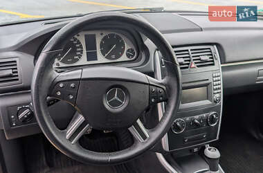 Хетчбек Mercedes-Benz B-Class 2008 в  фото 42 Хетчбек Mercedes-Benz B-Class 2008 в