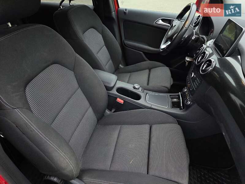 Хетчбек Mercedes-Benz B-Class 2017 в Тернополі