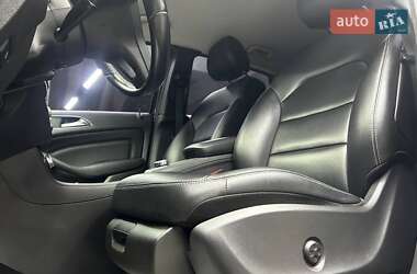 Хетчбек Mercedes-Benz B-Class 2015 в  фото 20 Хетчбек Mercedes-Benz B-Class 2015 в