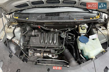 Хэтчбек Mercedes-Benz B-Class 2009 в 