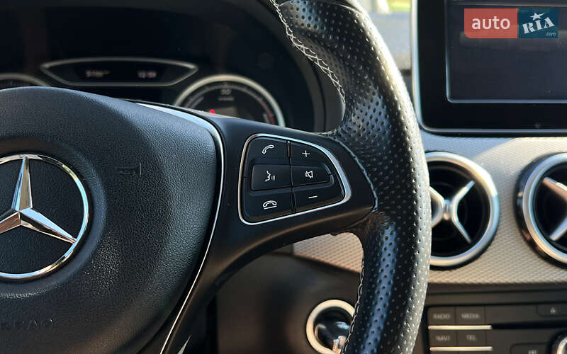 Хэтчбек Mercedes-Benz B-Class 2015 в Львове