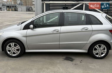 Хетчбек Mercedes-Benz B-Class 2006 в  фото 8 Хетчбек Mercedes-Benz B-Class 2006 в