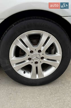 Хетчбек Mercedes-Benz B-Class 2006 в  фото 21 Хетчбек Mercedes-Benz B-Class 2006 в