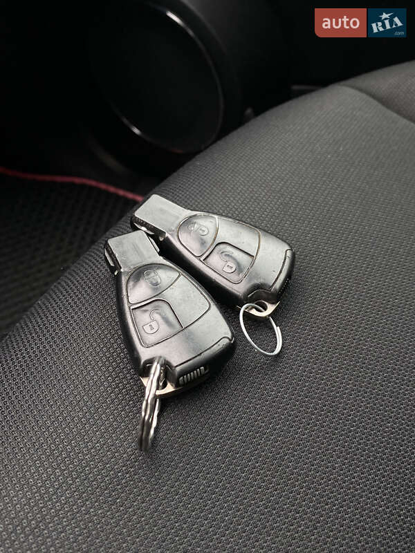 Хэтчбек Mercedes-Benz B-Class 2006 в Киеве фото 62 Хэтчбек Mercedes-Benz B-Class 2006 в Киеве
