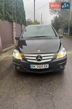 Хэтчбек Mercedes-Benz B-Class 2008 в 