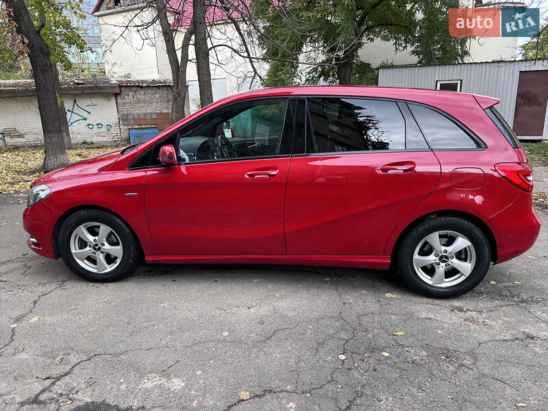 Хетчбек Mercedes-Benz B-Class 2012 в Києві фото 7 Хетчбек Mercedes-Benz B-Class 2012 в Києві