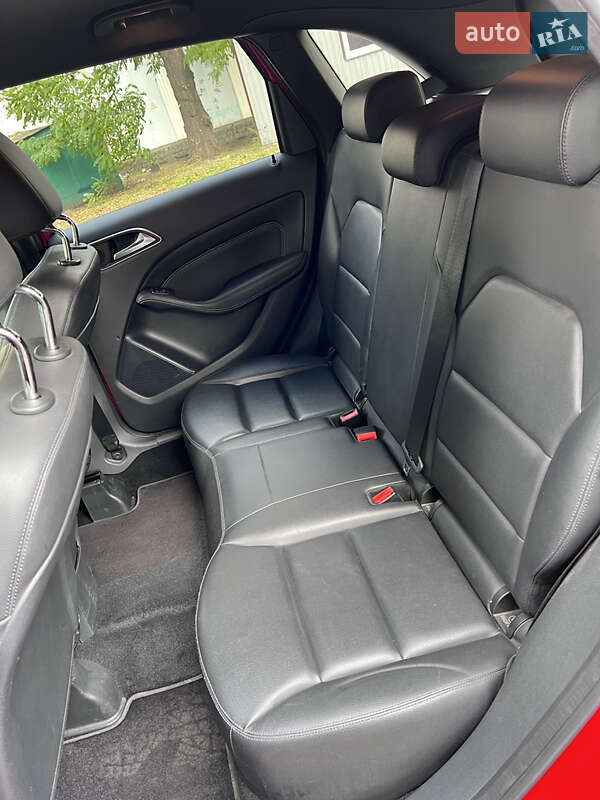Хетчбек Mercedes-Benz B-Class 2012 в Києві фото 14 Хетчбек Mercedes-Benz B-Class 2012 в Києві