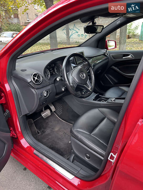 Хетчбек Mercedes-Benz B-Class 2012 в Києві фото 16 Хетчбек Mercedes-Benz B-Class 2012 в Києві