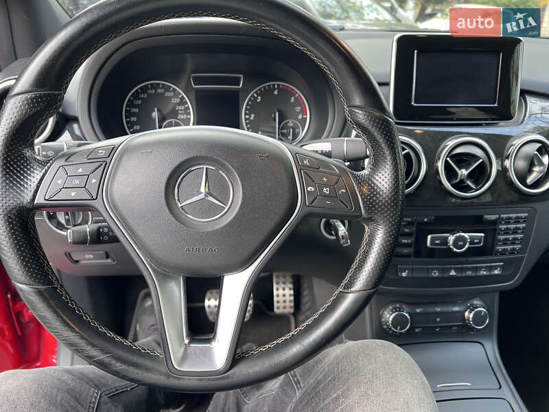 Хетчбек Mercedes-Benz B-Class 2012 в Києві фото 18 Хетчбек Mercedes-Benz B-Class 2012 в Києві