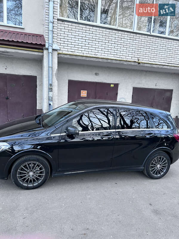 Хетчбек Mercedes-Benz B-Class 2016 в Тернополі фото 4 Хетчбек Mercedes-Benz B-Class 2016 в Тернополі