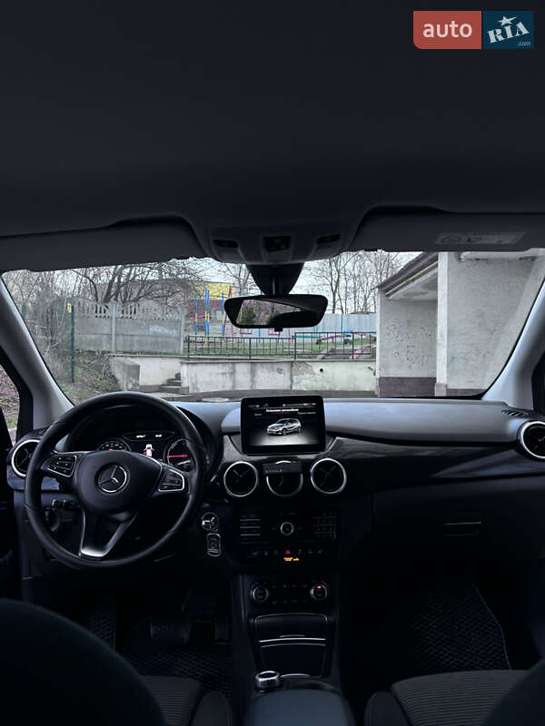 Хетчбек Mercedes-Benz B-Class 2016 в Тернополі фото 18 Хетчбек Mercedes-Benz B-Class 2016 в Тернополі