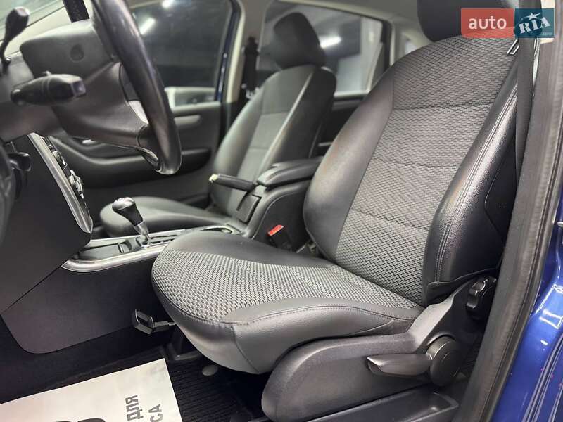 Хетчбек Mercedes-Benz B-Class 2010 в Чернівцях фото 9 Хетчбек Mercedes-Benz B-Class 2010 в Чернівцях