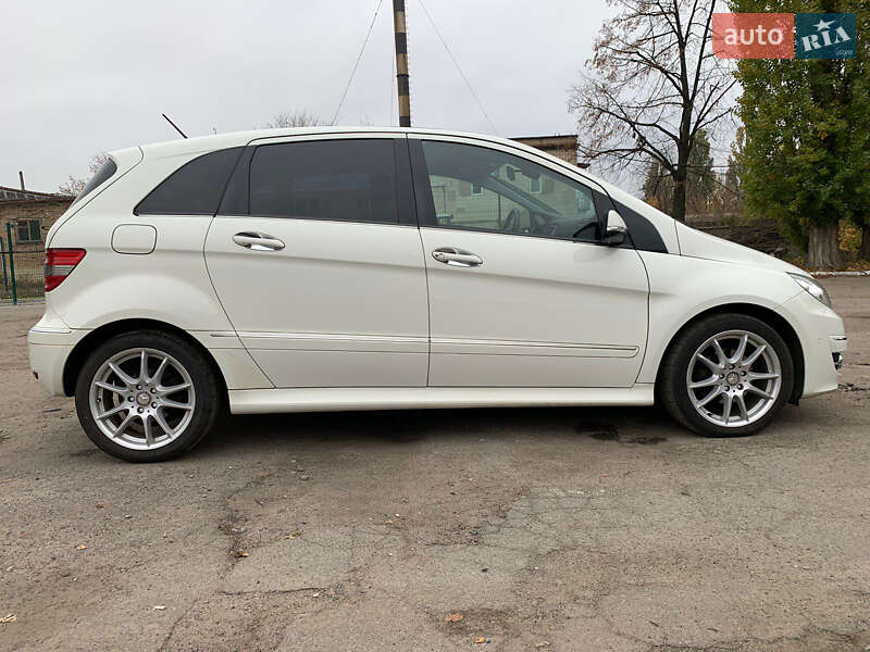 Хетчбек Mercedes-Benz B-Class 2010 в Києві