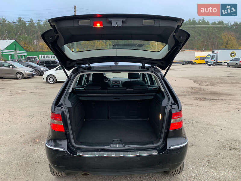 Хетчбек Mercedes-Benz B-Class 2010 в Києві фото 3 Хетчбек Mercedes-Benz B-Class 2010 в Києві