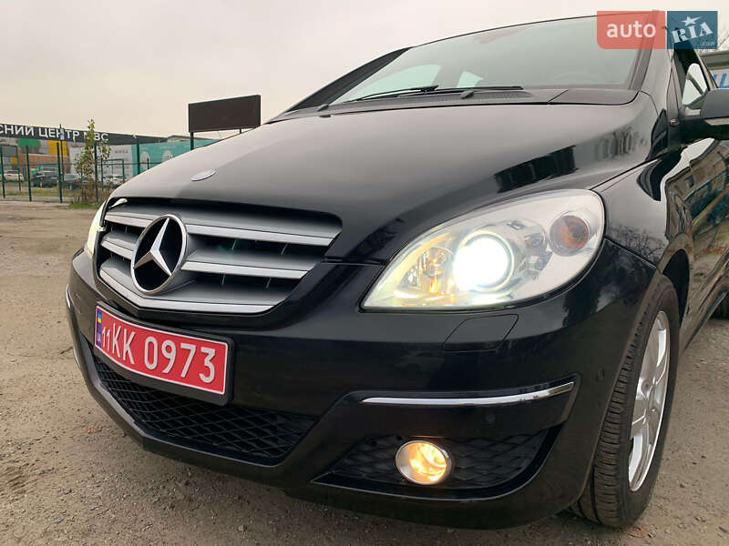 Хетчбек Mercedes-Benz B-Class 2010 в Києві фото 13 Хетчбек Mercedes-Benz B-Class 2010 в Києві