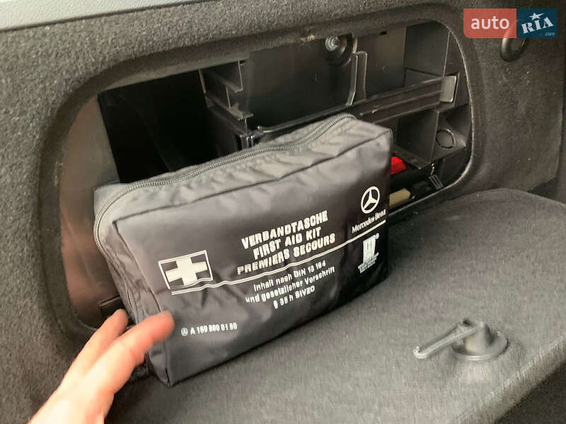 Хетчбек Mercedes-Benz B-Class 2010 в Києві фото 33 Хетчбек Mercedes-Benz B-Class 2010 в Києві