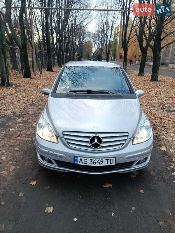 Хэтчбек Mercedes-Benz B-Class 2005 в Першотравенске фото 2 Хэтчбек Mercedes-Benz B-Class 2005 в Першотравенске