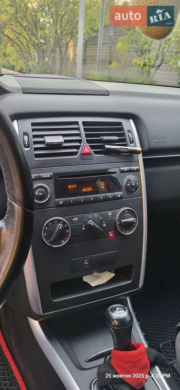 Хэтчбек Mercedes-Benz B-Class 2005 в Першотравенске фото 13 Хэтчбек Mercedes-Benz B-Class 2005 в Першотравенске