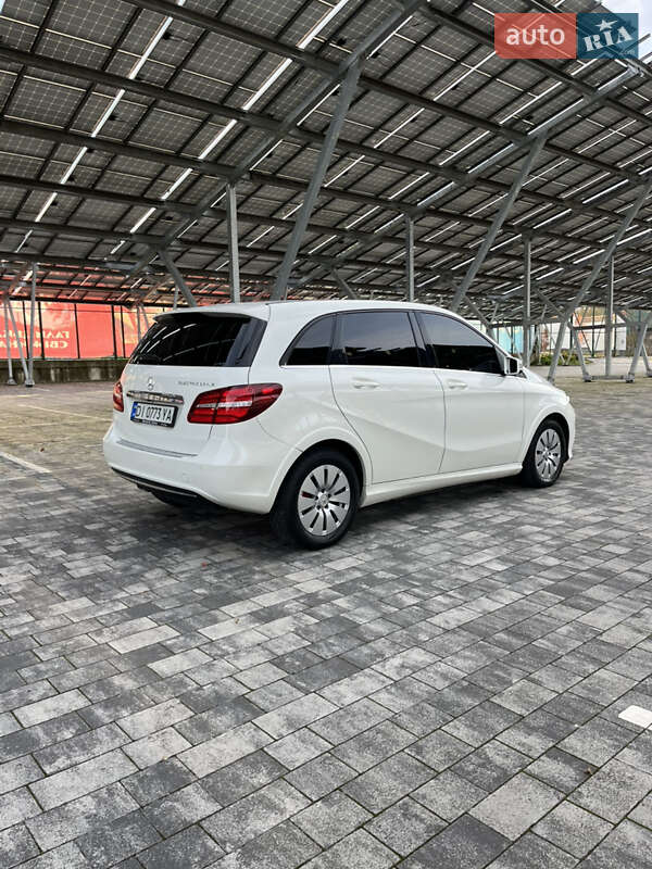 Хэтчбек Mercedes-Benz B-Class 2015 в Львове фото 6 Хэтчбек Mercedes-Benz B-Class 2015 в Львове