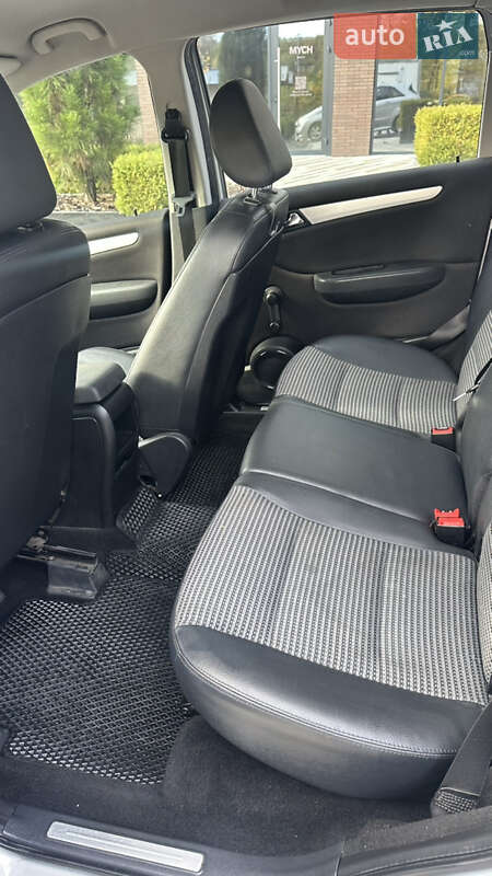 Хэтчбек Mercedes-Benz B-Class 2007 в Ужгороде фото 22 Хэтчбек Mercedes-Benz B-Class 2007 в Ужгороде