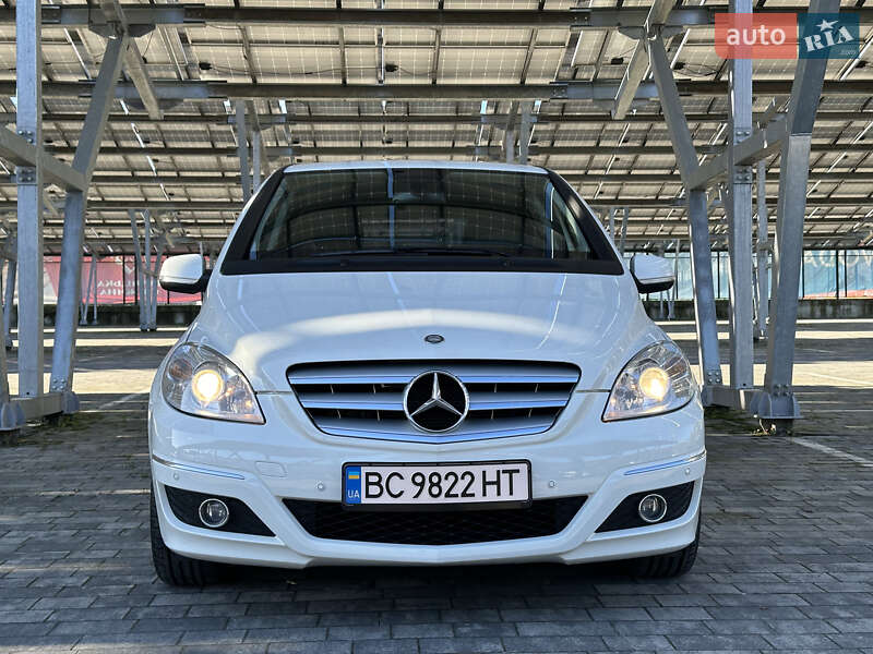 Хетчбек Mercedes-Benz B-Class 2010 в Львові фото 5 Хетчбек Mercedes-Benz B-Class 2010 в Львові