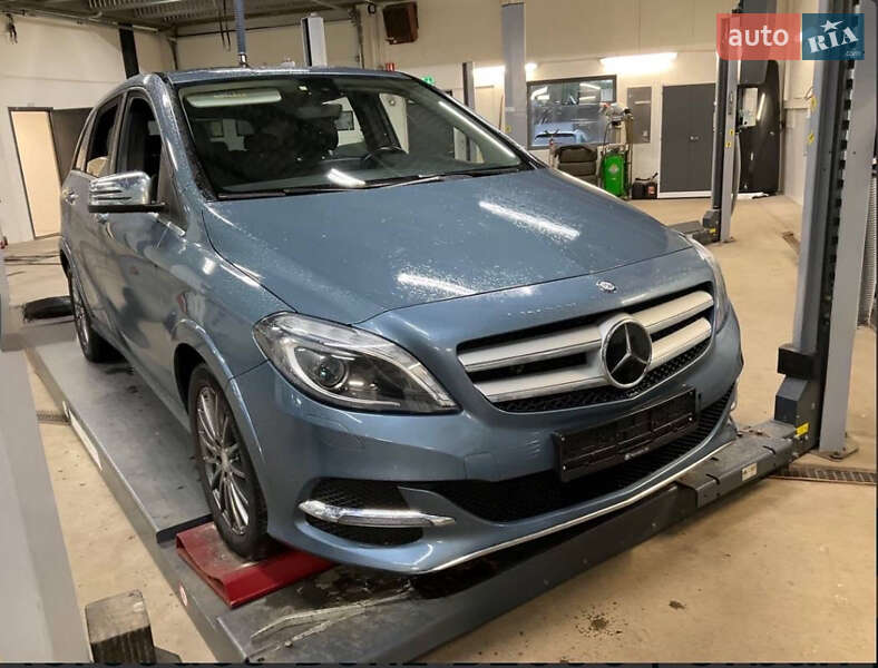 Хетчбек Mercedes-Benz B-Class 2015 в Львові фото 5 Хетчбек Mercedes-Benz B-Class 2015 в Львові