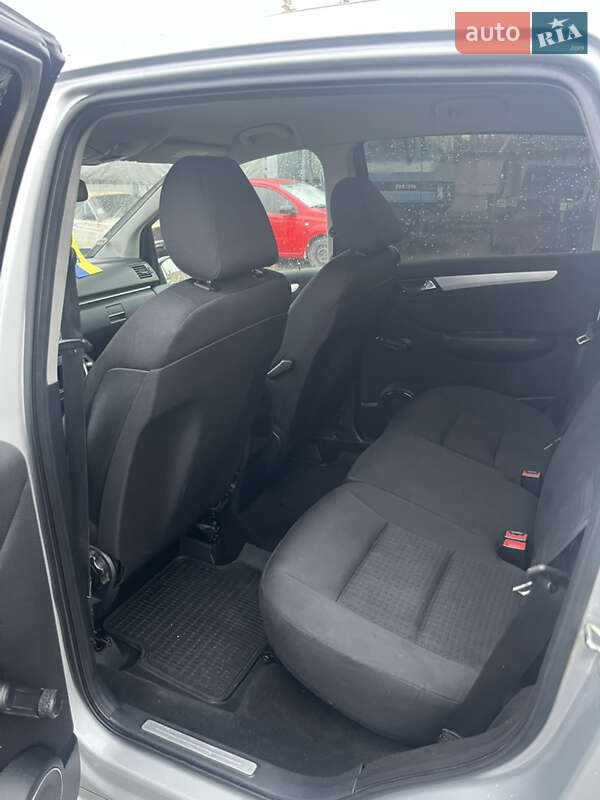 Хэтчбек Mercedes-Benz B-Class 2005 в Ровно фото 12 Хэтчбек Mercedes-Benz B-Class 2005 в Ровно