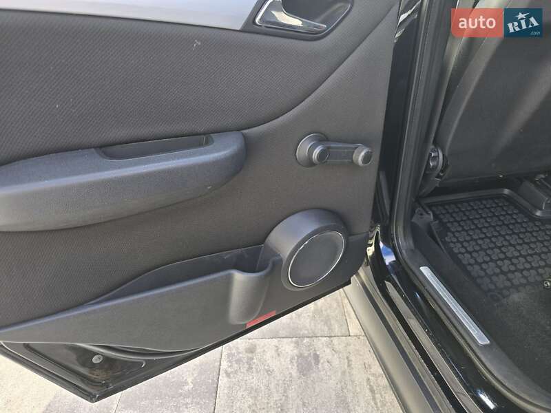 Хэтчбек Mercedes-Benz B-Class 2005 в Ивано-Франковске фото 22 Хэтчбек Mercedes-Benz B-Class 2005 в Ивано-Франковске