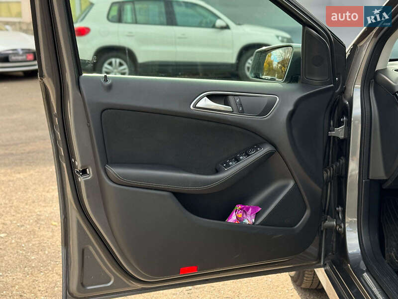 Хетчбек Mercedes-Benz B-Class 2017 в Вінниці фото 20 Хетчбек Mercedes-Benz B-Class 2017 в Вінниці