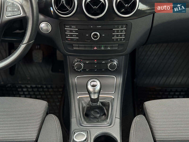 Хетчбек Mercedes-Benz B-Class 2017 в Вінниці фото 41 Хетчбек Mercedes-Benz B-Class 2017 в Вінниці