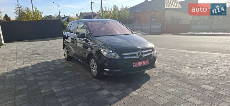 Хэтчбек Mercedes-Benz B-Class 2015 в Остроге