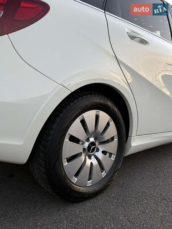 Хэтчбек Mercedes-Benz B-Class 2015 в Виннице фото 16 Хэтчбек Mercedes-Benz B-Class 2015 в Виннице