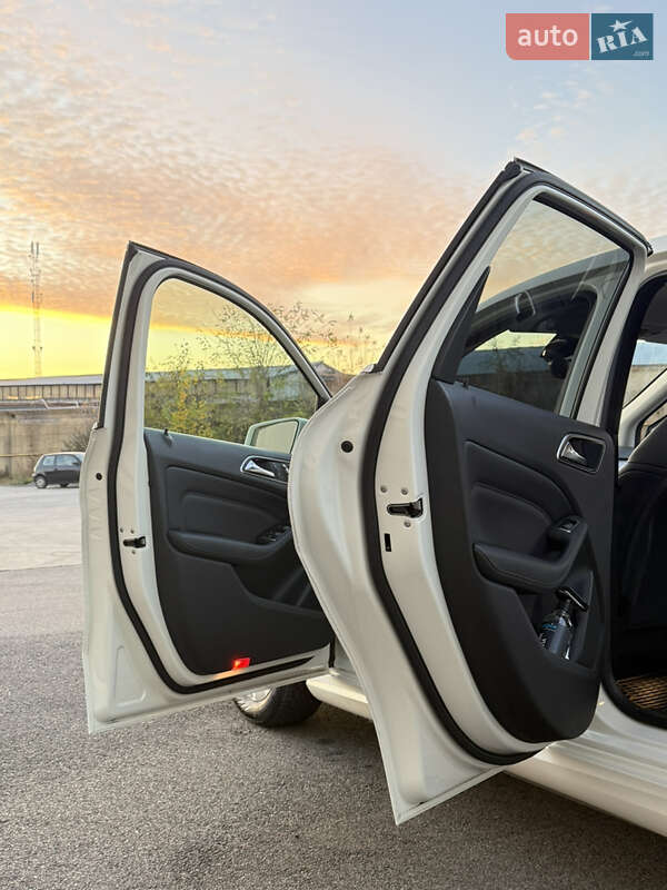 Хэтчбек Mercedes-Benz B-Class 2015 в Виннице фото 30 Хэтчбек Mercedes-Benz B-Class 2015 в Виннице