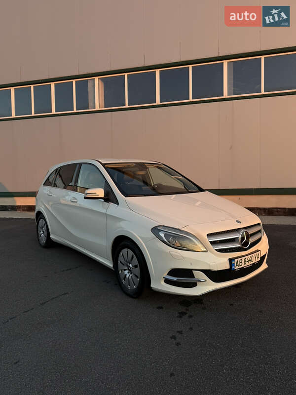 Хэтчбек Mercedes-Benz B-Class 2015 в Виннице фото 81 Хэтчбек Mercedes-Benz B-Class 2015 в Виннице