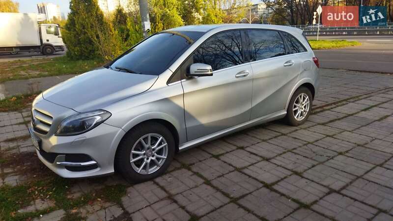 Mercedes-Benz B-Class 2016