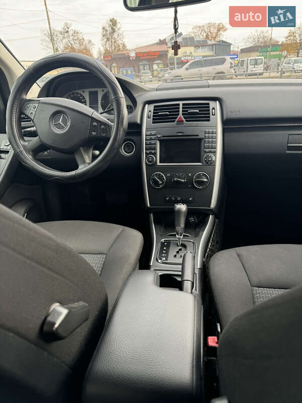Хетчбек Mercedes-Benz B-Class 2011 в Сарнах фото 10 Хетчбек Mercedes-Benz B-Class 2011 в Сарнах