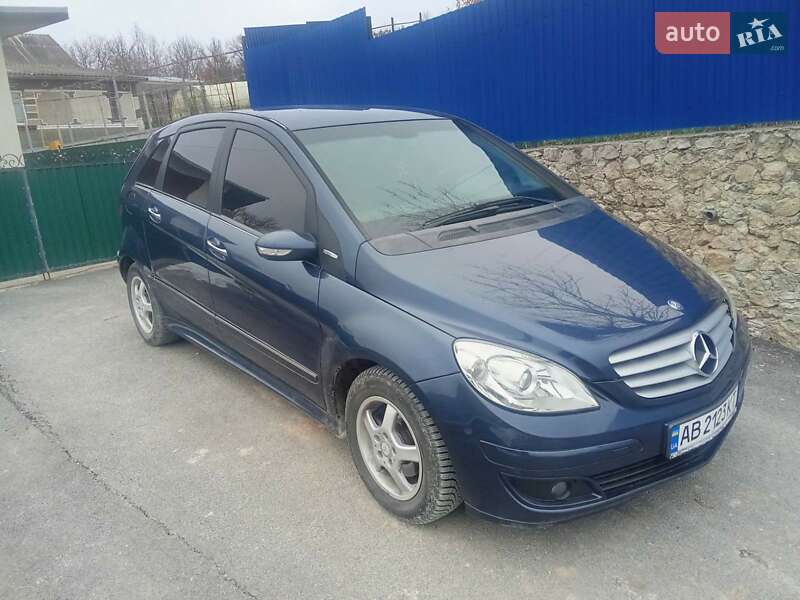 Хэтчбек Mercedes-Benz B-Class 2005 в Дунаевцах фото 2 Хэтчбек Mercedes-Benz B-Class 2005 в Дунаевцах