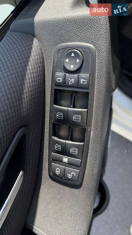 Хетчбек Mercedes-Benz B-Class 2009 в Дніпрі