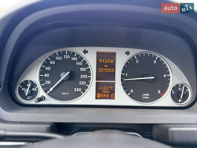 Хетчбек Mercedes-Benz B-Class 2011 в Чернігові