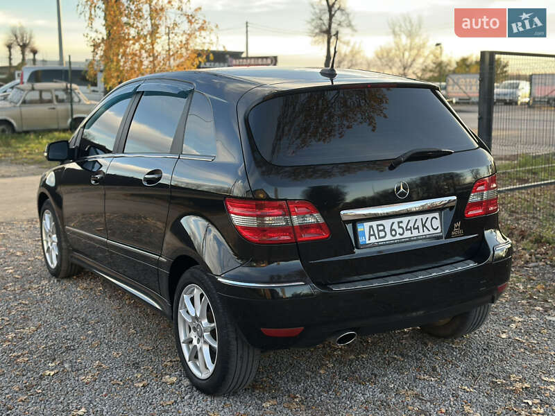 Хэтчбек Mercedes-Benz B-Class 2010 в Виннице фото 20 Хэтчбек Mercedes-Benz B-Class 2010 в Виннице