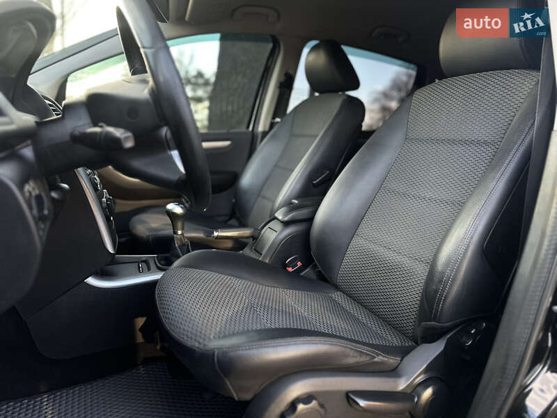 Хэтчбек Mercedes-Benz B-Class 2010 в Виннице фото 28 Хэтчбек Mercedes-Benz B-Class 2010 в Виннице